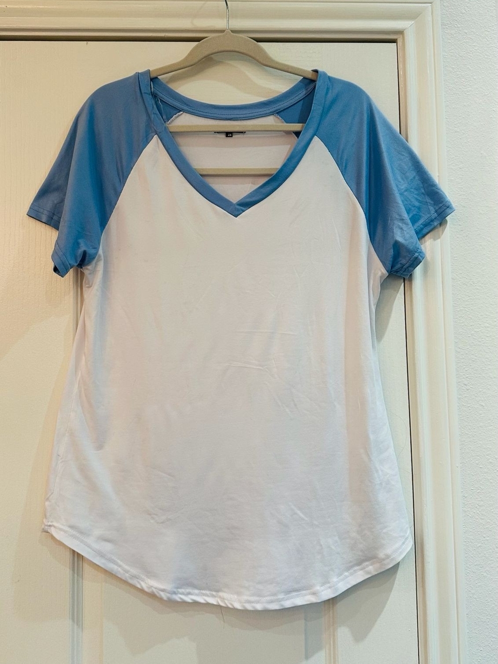 Splash White V-Neck Raglan Tee with Light Blue Sleeves
